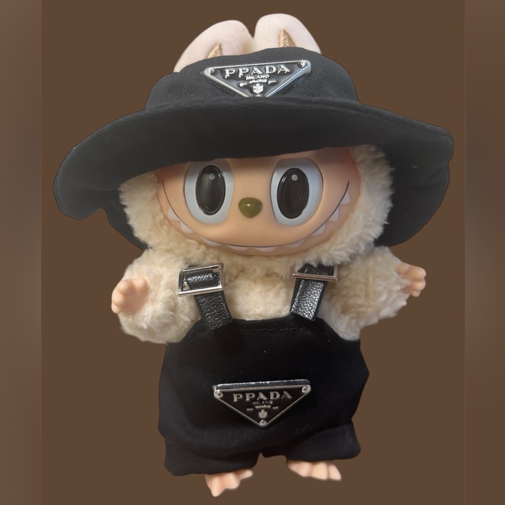 Black outfit with Hat for labubu( Doll not included )